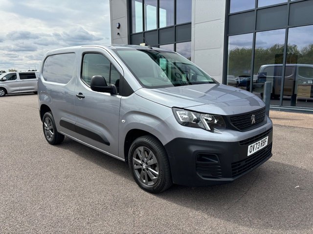2023 73 Peugeot Partner 1.5 BLUEHDI 1000 PROFESSIONAL PREMIUM PLUS 102PS AIRCON