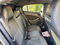 USED 2017 17 MERCEDES-BENZ GLA 2.1 GLA220d AMG Line SUV 5dr Diesel 7G-DCT 4MATIC Euro 6 (s/s) (177 ps) CarPlay, Reverse Camera