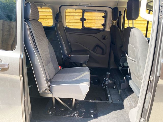 2019 FORD TOURNEO CUSTOM - Photo 10