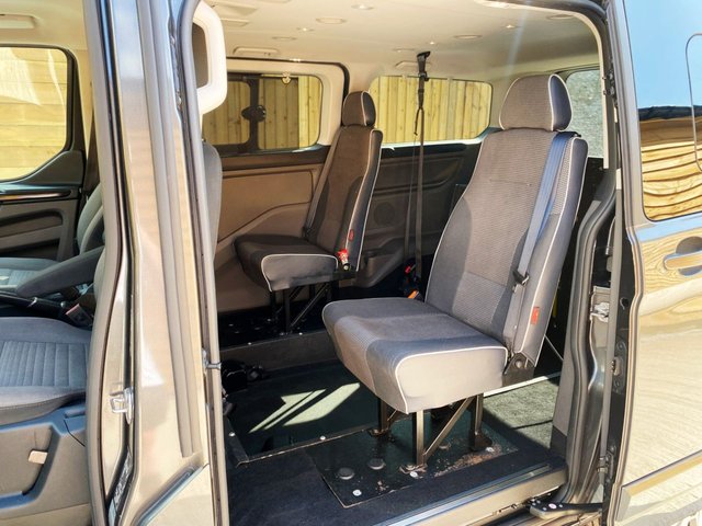 2019 FORD TOURNEO CUSTOM - Photo 9