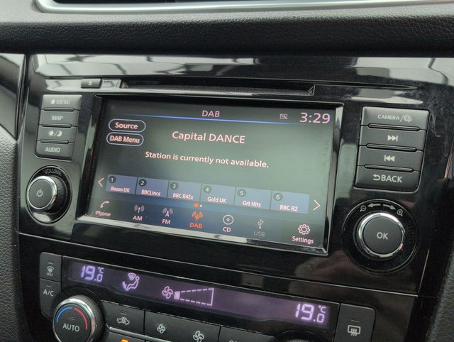 USED 2019 69 Nissan Qashqai 1.3 Dig-T N-Connecta Suv 5dr Petrol Dct Auto Euro 6 (s/S) (160 Ps) Bluetooth+navigation