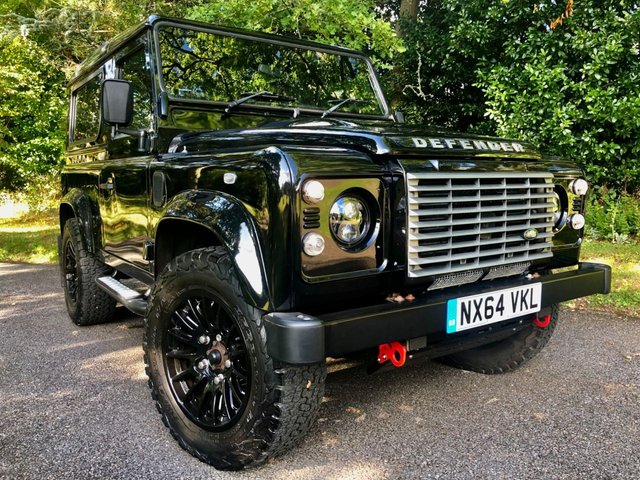 2015 64 Land Rover Defender 2.2 TDCi XS SUV Double Cab 3dr Diesel Manual 4WD SWB Euro 5 (122 ps)''BOWLER CONVERTION'' \\2 PRIVATE OWNERS WITH ONLY 30,700 MILES with LAND ROVER/SPECIALIST SERVICING///STUNNING CONDITION