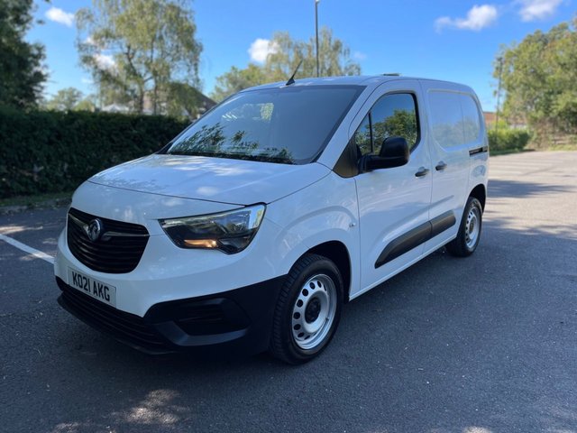 2021 Vauxhall Combo 1.5L Dynamic 4dr - Photo 10