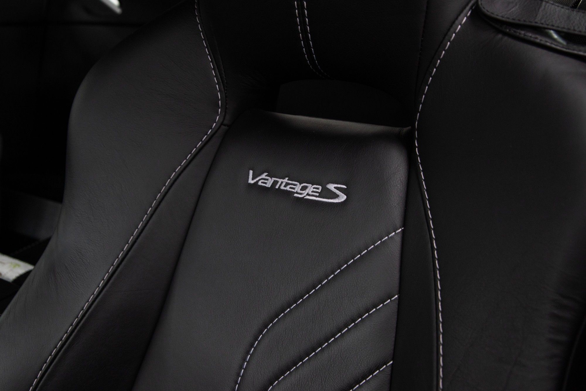 USED 2013 ASTON MARTIN VANTAGE 4.7 V8 S Coupe  