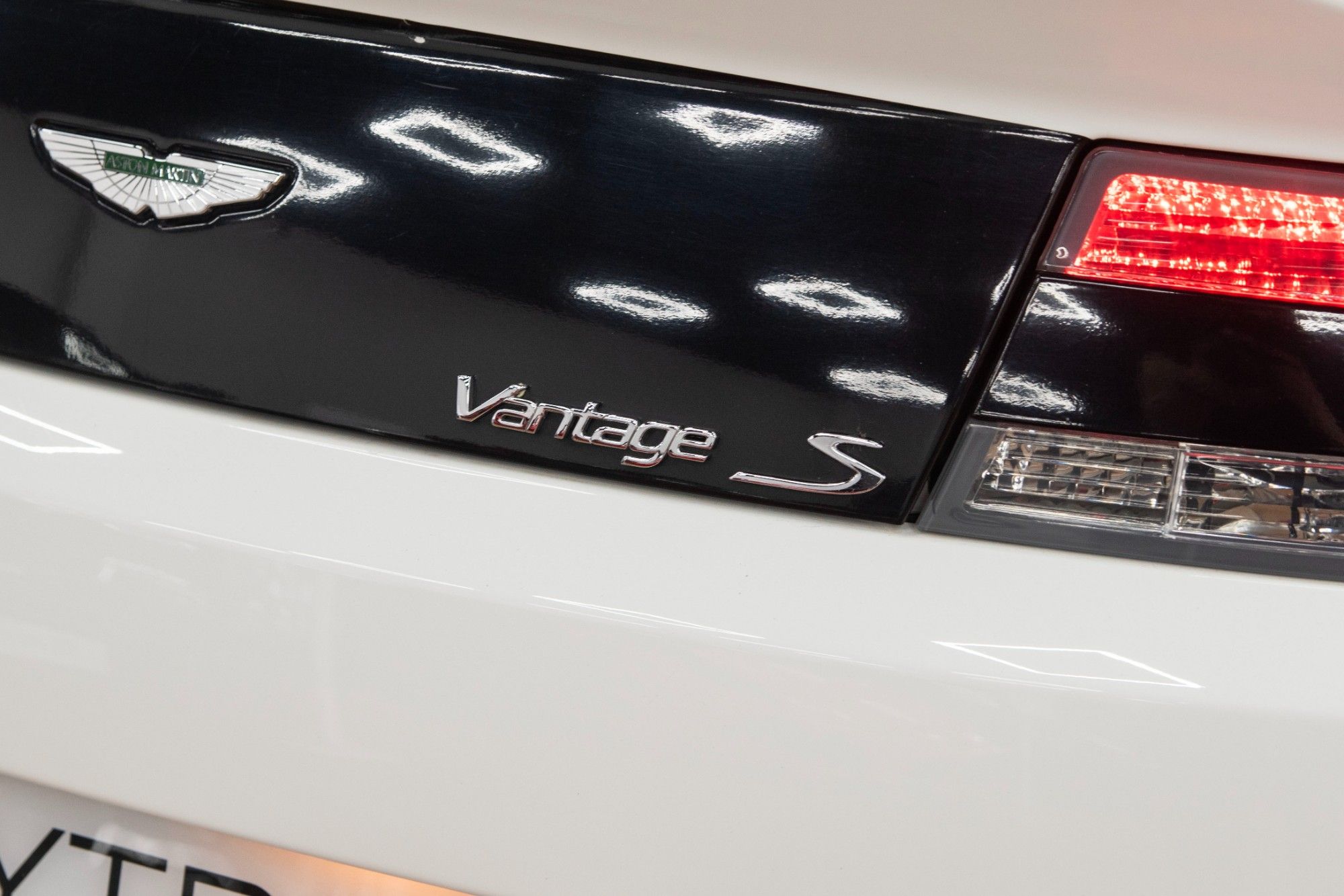USED 2013 ASTON MARTIN VANTAGE 4.7 V8 S Coupe  