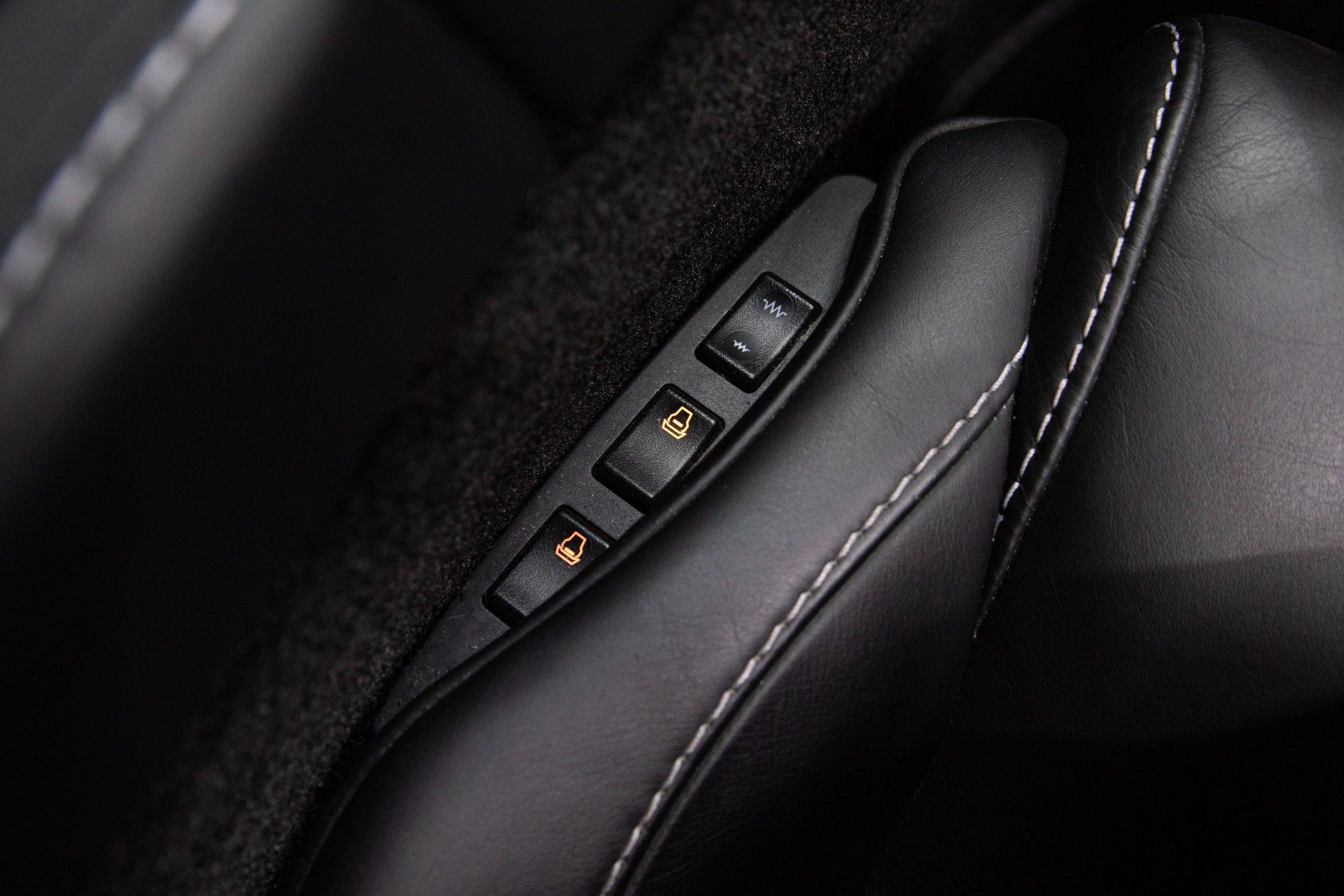 USED 2013 ASTON MARTIN VANTAGE 4.7 V8 S Coupe  