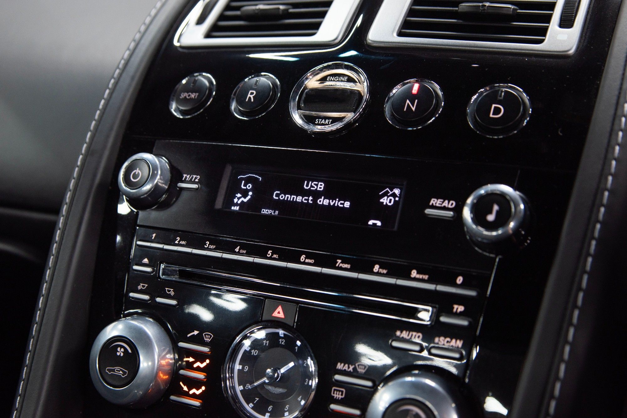 USED 2013 ASTON MARTIN VANTAGE 4.7 V8 S Coupe  