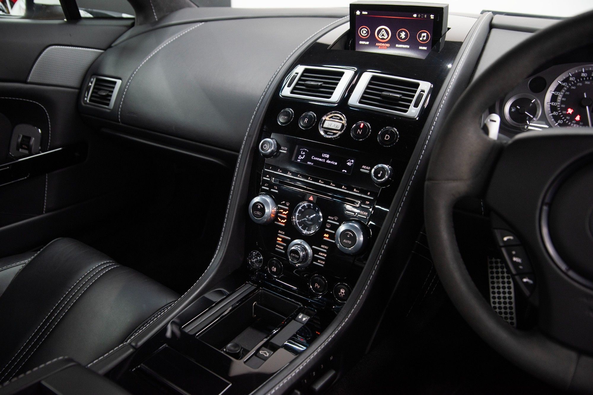 USED 2013 ASTON MARTIN VANTAGE 4.7 V8 S Coupe  