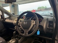 USED 2007 07 HONDA JAZZ 1.4 i-DSI SE Hatchback 5dr Petrol CVT-7 (139 g/km, 82 bhp)+LONG MOT+RARE CHEAP AUTOMATIC+ HISTORY 6 STAMPS+AUTOMATIC+AUX+PREVIOUS OWNER HAD SINCE 2015+ALLOYS+AIRCON+HPI CLEAR