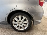 USED 2007 07 HONDA JAZZ 1.4 i-DSI SE Hatchback 5dr Petrol CVT-7 (139 g/km, 82 bhp)+LONG MOT+RARE CHEAP AUTOMATIC+ HISTORY 6 STAMPS+AUTOMATIC+AUX+PREVIOUS OWNER HAD SINCE 2015+ALLOYS+AIRCON+HPI CLEAR