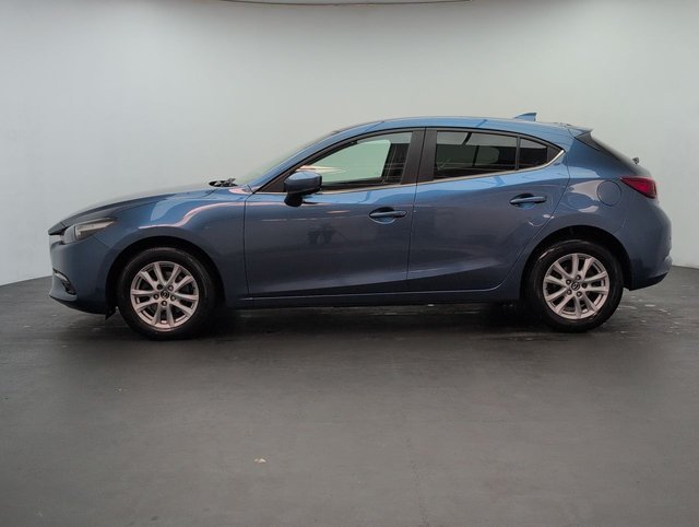 USED 2017 67 Mazda Mazda3 2.0 Skyactiv-G Se-L Nav Hatchback 5dr Petrol Manual Euro 6 (s/S) (121 Ps) Hill Hold Assist+privacy Glass