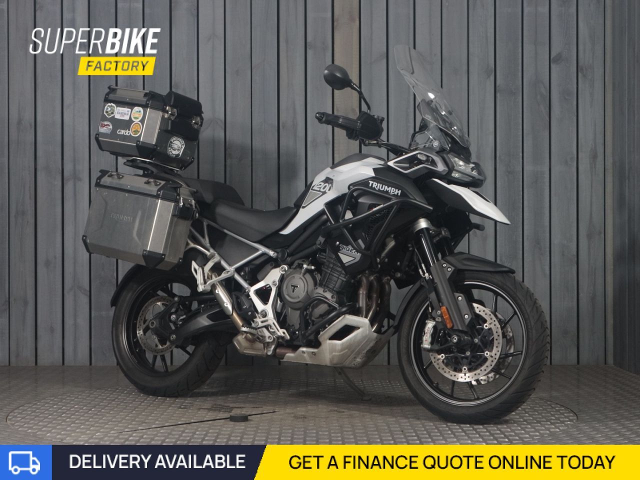 TRIUMPH TIGER 1200