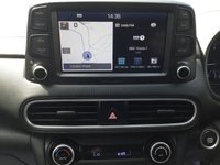 USED 2018 18 HYUNDAI KONA 1.0 T-GDi Blue Drive Premium SUV 5dr Petrol Manual Euro 6 (s/s) (120 ps) Warranty & Breakdown Cover included