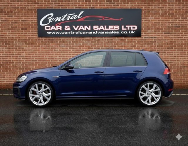 2018 VOLKSWAGEN GOLF - Photo 2