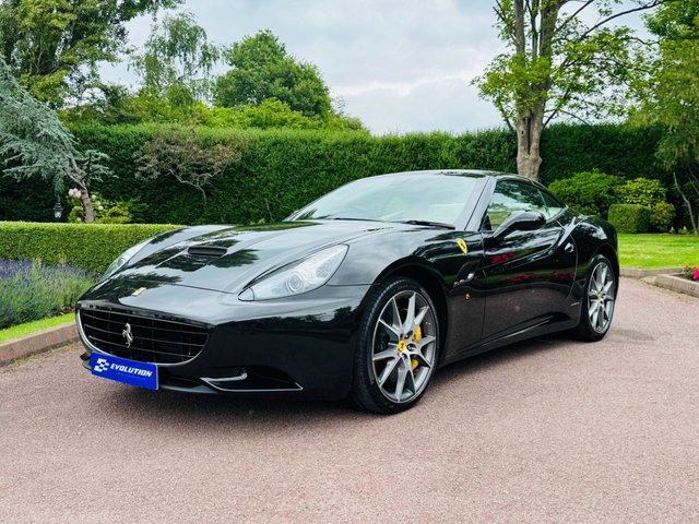 View our FERRARI CALIFORNIA