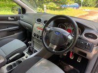 USED 2010 59 FORD FOCUS 1.8 Zetec S Hatchback 5dr Petrol Manual (167 g/km, 123 bhp) 