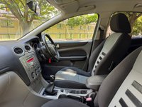 USED 2010 59 FORD FOCUS 1.8 Zetec S Hatchback 5dr Petrol Manual (167 g/km, 123 bhp) 