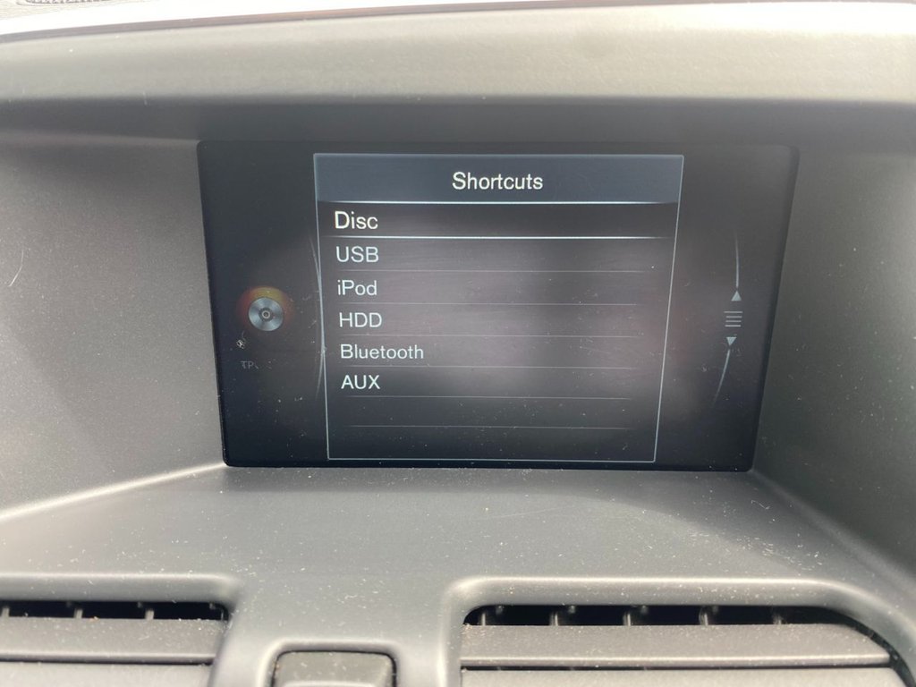 USED 2016 66 VOLVO XC60 2.4 D5 R-Design Lux Nav SUV 5dr Diesel Auto AWD Euro 6 (s/s) (220 ps) GREAT SPECIFICATION R DESIGN XC60