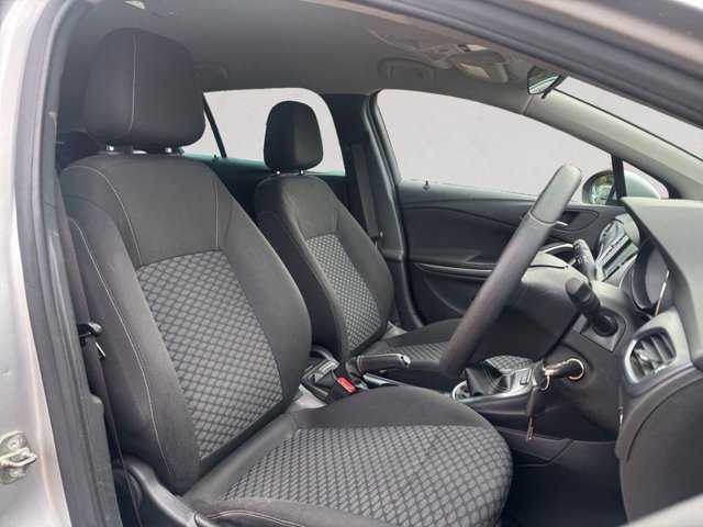 2024 VAUXHALL ASTRA - Photo 12