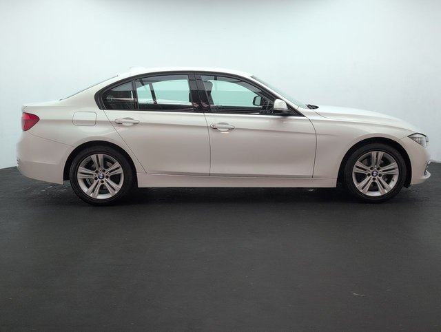 USED 2017 15 BMW 3 Series 2.0 320d Sport Saloon 4dr Diesel Manual Euro 6 (s/S) (190 Ps) - Bluetooth, Aircon, Alloy