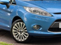 USED 2009 59 FORD FIESTA 1.4 Titanium Hatchback 5dr Petrol Manual (133 g/km, 94 bhp) 
