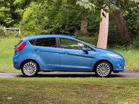 USED 2009 59 FORD FIESTA 1.4 Titanium Hatchback 5dr Petrol Manual (133 g/km, 94 bhp) 