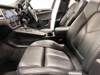 USED 2019 19 PORSCHE MACAN 3.0T V6 S SUV 5dr Petrol PDK 4WD Euro 6 (s/s) (354 ps) Complete Porsche Supplying Dealer Service Record, Hosting a huge Stylish and Functional Specification &pound;13944 Factory options