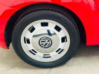 USED 2015 15 VOLKSWAGEN BEETLE 1.6 TDi BlueMotion Tech Design Automatic Hatchback 3 Door Diesel DSG Euro 5 (s/s) (105 ps) RARE AUTOMATIC MODEL