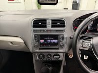 USED 2015 VOLKSWAGEN POLO 1.2 TSI BlueMotion Tech SE Design Hatchback 5dr Petrol Manual Euro 6 (s/s) (90 ps) 