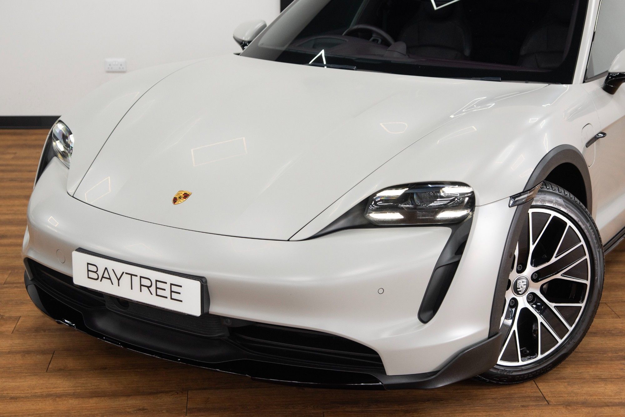 USED 2021 71 PORSCHE TAYCAN Performance Plus 93.4kWh 4S Cross Turismo 