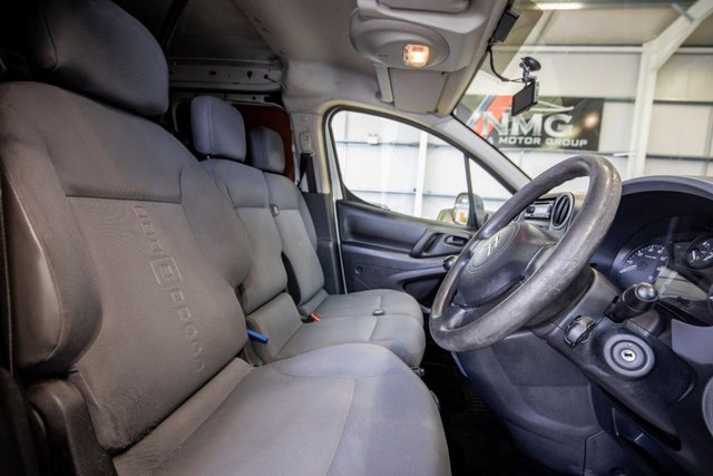 2017 Citroen Berlingo 1.6L Lx 5dr - Photo 11