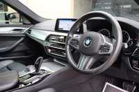 USED 2017 67 BMW 5 SERIES 530D M SPORT SALOON XDRIVE BODYKIT MSPORTPLUS PACK HUD HKSOUND