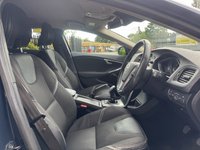 USED 2013 13 VOLVO V40 2.0 D3 SE Hatchback 5dr Diesel Manual Euro 5 (s/s) (150 ps) 