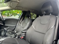 USED 2013 13 VOLVO V40 2.0 D3 SE Hatchback 5dr Diesel Manual Euro 5 (s/s) (150 ps) 