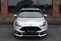 USED 2015 65 FORD FOCUS 2.0T EcoBoost ST-3 Hatchback 5dr Petrol Manual Euro 6 (s/s) (250 ps) SUNROOF / BLACK PACK / LEATHER