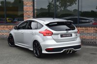 USED 2015 65 FORD FOCUS 2.0T EcoBoost ST-3 Hatchback 5dr Petrol Manual Euro 6 (s/s) (250 ps) SUNROOF / BLACK PACK / LEATHER