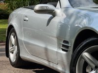 USED 2006 56 MERCEDES-BENZ SL 3.5 SL350 Convertible 2dr Petrol 7G-Tronic (246 g/km, 272 bhp) 