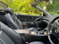 USED 2006 56 MERCEDES-BENZ SL 3.5 SL350 Convertible 2dr Petrol 7G-Tronic (246 g/km, 272 bhp) 