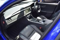USED 2018 18 JAGUAR XF 3.0d V6 S Saloon 4dr Diesel Auto Euro 6 (s/s) (300 ps) PAN ROOF / FULL JAG HISTORY