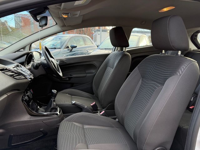 2015 FORD FIESTA - Photo 10