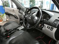 USED 2012 L MITSUBISHI L200 2.5 DI-D Barbarian Pickup Double Cab 4dr Diesel Auto 4WD Euro 5 (LB) (175 ps) SAT NAV CAMERA LEATHER CRUISE