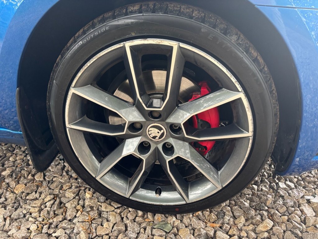 USED 2018 18 SKODA OCTAVIA 2.0 TDI vRS Hatchback 5dr Diesel DSG Euro 6 (s/s) (184 ps) 