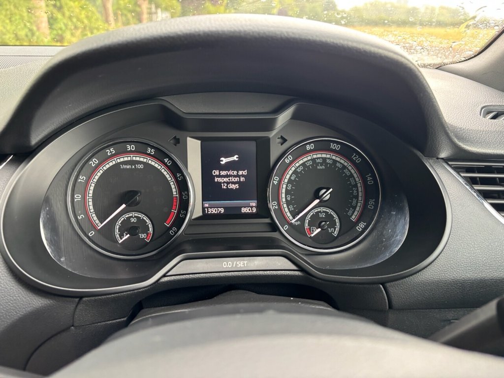 USED 2018 18 SKODA OCTAVIA 2.0 TDI vRS Hatchback 5dr Diesel DSG Euro 6 (s/s) (184 ps) 
