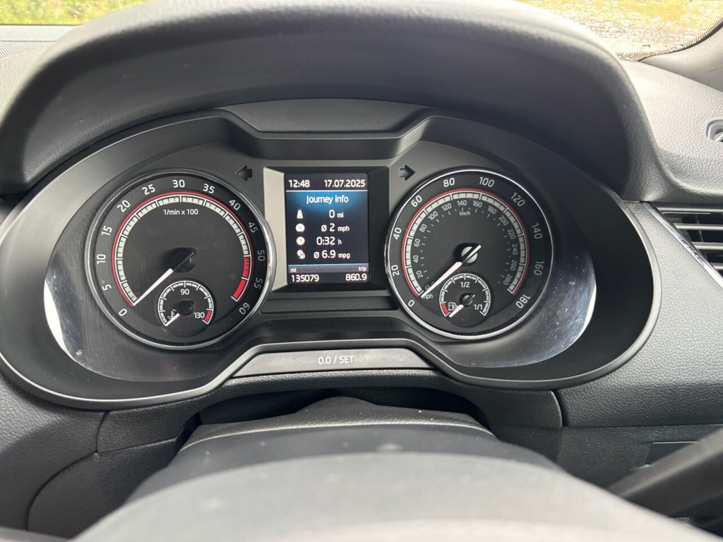 USED 2018 18 SKODA OCTAVIA 2.0 TDI vRS Hatchback 5dr Diesel DSG Euro 6 (s/s) (184 ps) 