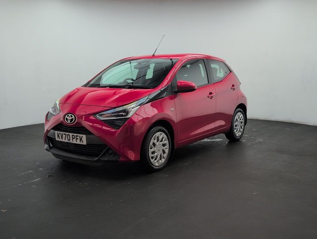 USED 2020 70 Toyota Aygo 1.0 Vvt-I X-Play Hatchback 5dr Petrol Manual Euro 6 (safety Sense) (71 Ps) - Dab Radio + Aircon