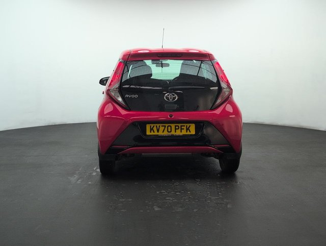USED 2020 70 Toyota Aygo 1.0 Vvt-I X-Play Hatchback 5dr Petrol Manual Euro 6 (safety Sense) (71 Ps) - Dab Radio + Aircon