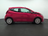USED 2020 70 Toyota Aygo 1.0 Vvt-I X-Play Hatchback 5dr Petrol Manual Euro 6 (safety Sense) (71 Ps) - Dab Radio + Aircon