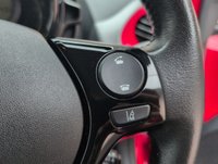 USED 2020 70 Toyota Aygo 1.0 Vvt-I X-Play Hatchback 5dr Petrol Manual Euro 6 (safety Sense) (71 Ps) - Dab Radio + Aircon