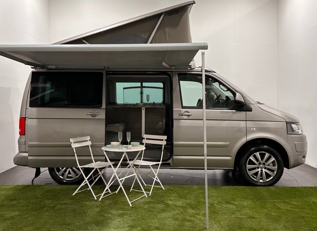 2014 64 Volkswagen California SE TDI BLUEMOTION TECHNOLOGY