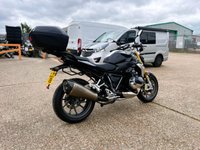 USED 2023 23 BMW R 1250 R SE, TRIPLE BLACK - BUY ONLINE 24 HRS A DAY - FINANCE AVAILABLE - ALL TYPES OF CREDIT ACCEPTED ONLY 774 MILES - AKRAPOVIC EXHUAST